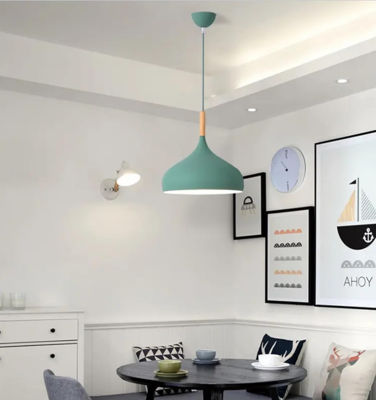 Suspension en aluminium de couleur